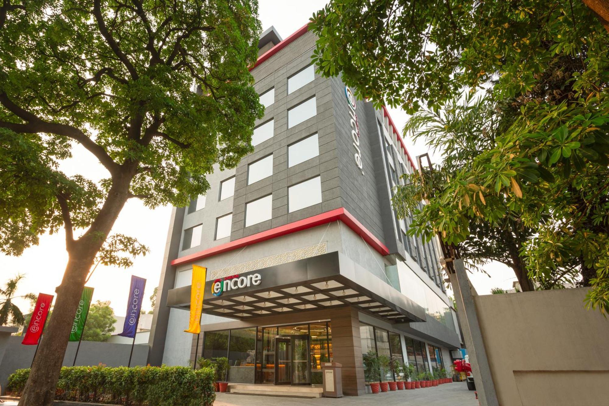 Ramada Encore Jalandhar Exterior foto