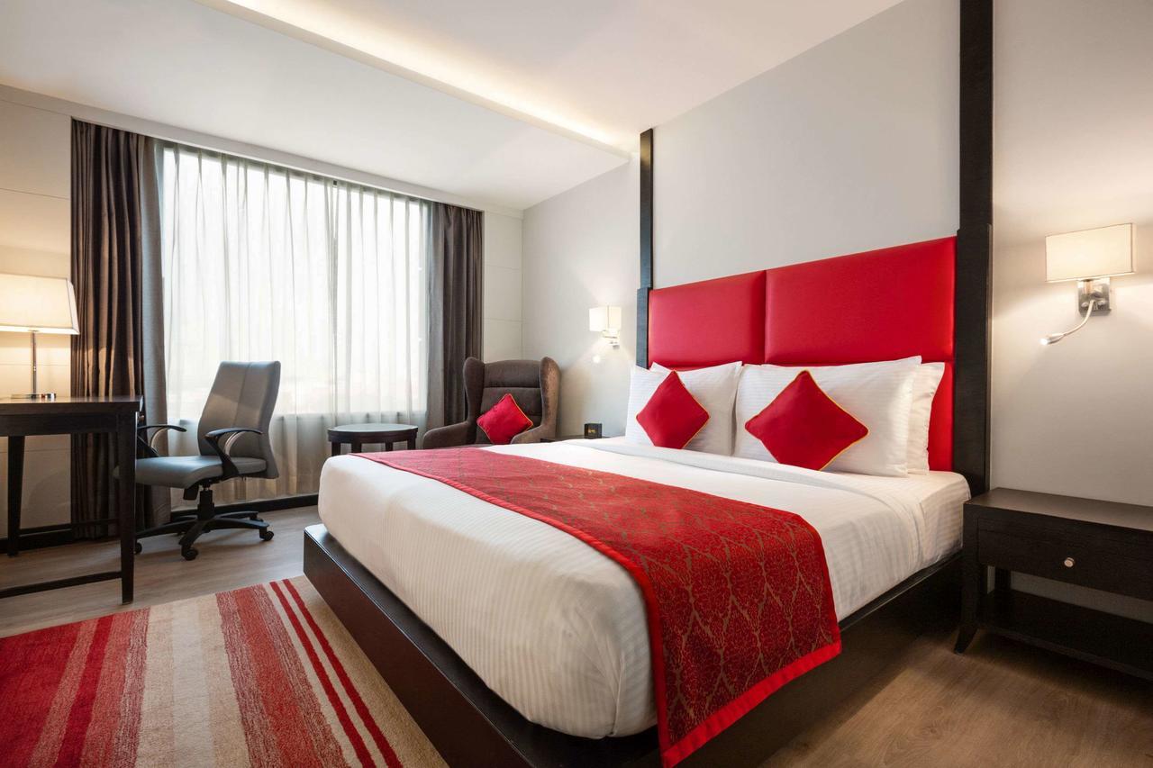 Ramada Encore Jalandhar Exterior foto